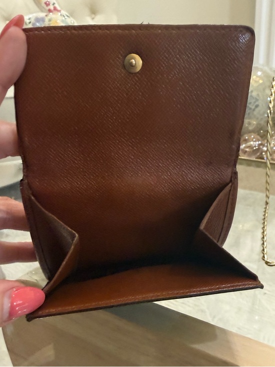 Louis Vuitton Black Monogram Snap-Button Detail - Picture 8 of 14